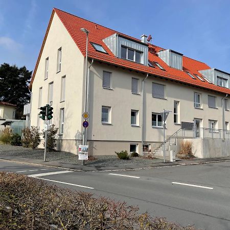 SweetHome - Business-Apartment mit Kueche und Terrasse, NETFLIX, Stellplatz Herzogenaurach Exterior foto